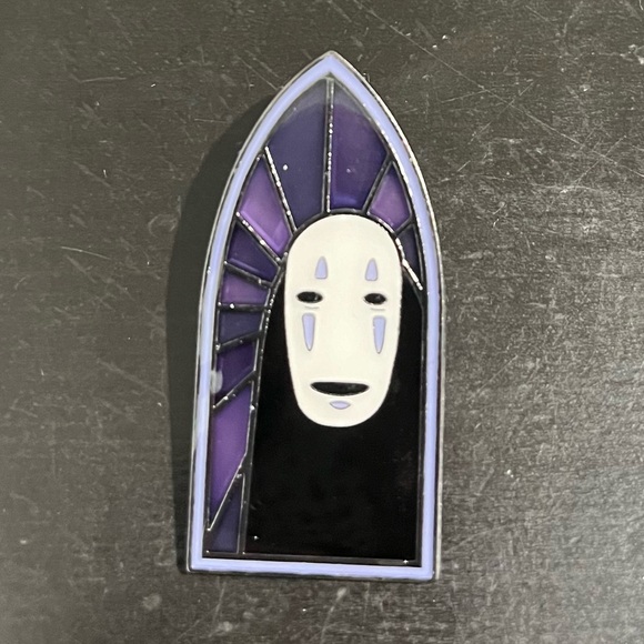 Loungefly Studio Ghibli Stained Glass of Spirited Away No Face Portrait Pin - Picture 4 of 11